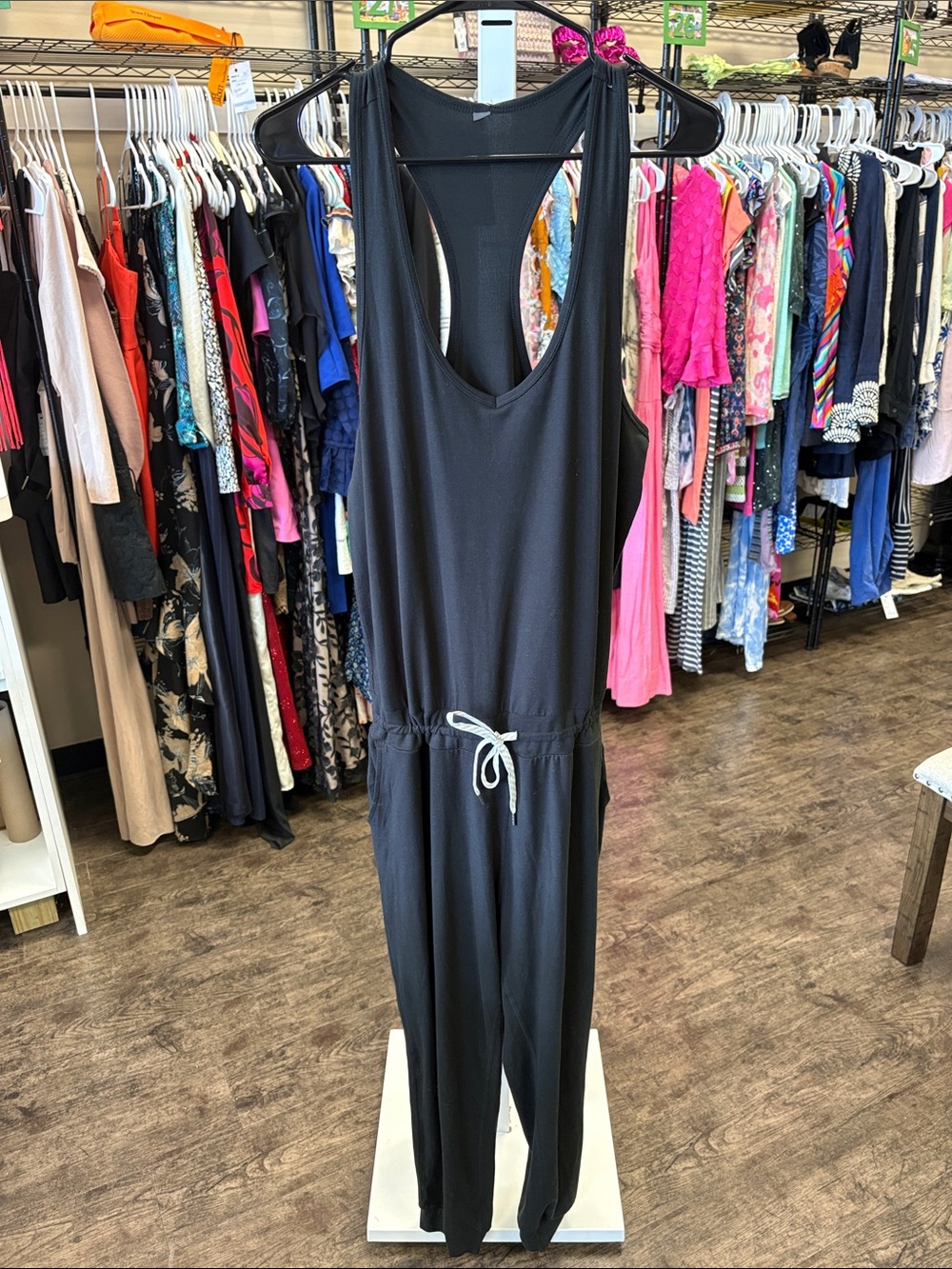 Vuori jumpsuit lux racerback